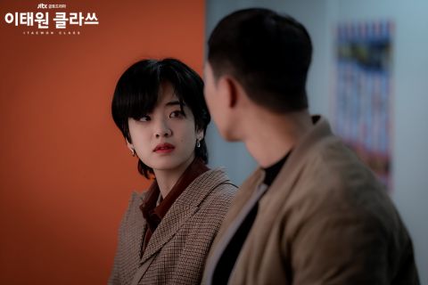 梨泰院的新篇章，勵志之旅鑄就自信之路