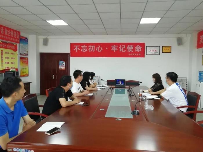 揭秘劉艷，時代新星的風采最新章匯總