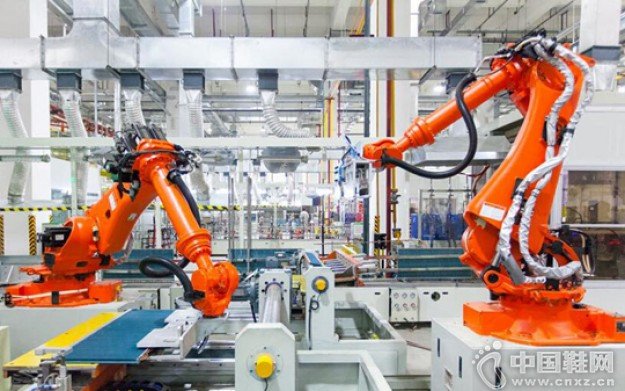 最新的機(jī)械產(chǎn)品技術(shù),探索小巷中的機(jī)械奇跡——最新機(jī)械產(chǎn)品技術(shù)揭秘