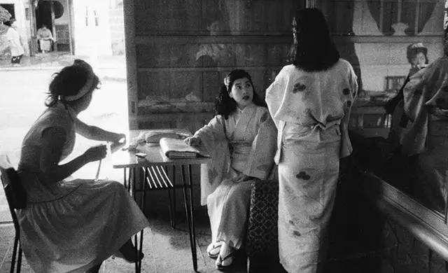 日本老齡化與最新科技產(chǎn)品介紹，專為老年人打造的科技解決方案