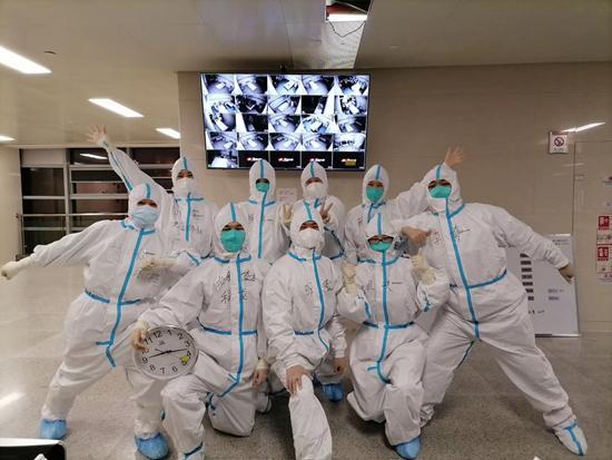 新冠疫情下獨(dú)特小巷的特色小店，最新故事與疫情進(jìn)展報(bào)道