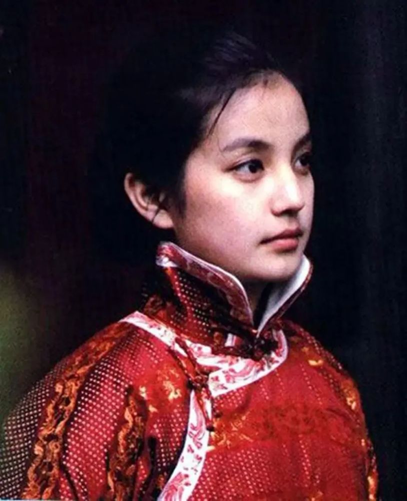 趙薇電最新視劇,趙薇最新電視劇，探索自然美景的旅行，尋找內(nèi)心的平和與寧靜