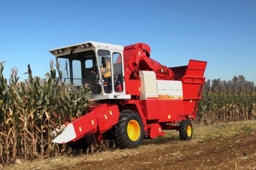 雷沃谷神最新收割機(jī)，農(nóng)業(yè)科技的嶄新里程碑