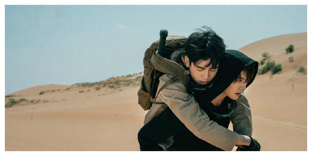 “最新版終極短信發(fā)送工具”,最新版終極短信發(fā)送工具，時代的產(chǎn)物與影響