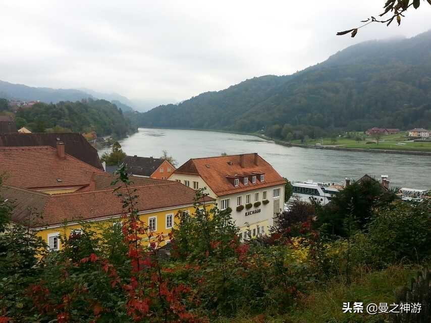 電影多瑙河之波，穿越時空的視聽奇旅????