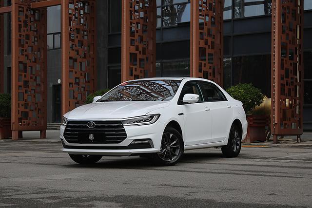 比亞迪秦新款，一段溫馨的車旅日常之旅