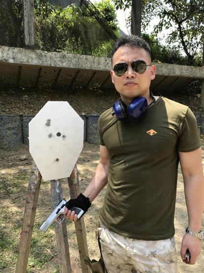 科技前沿與未來已至，槍口電視劇的高科技產(chǎn)品探秘