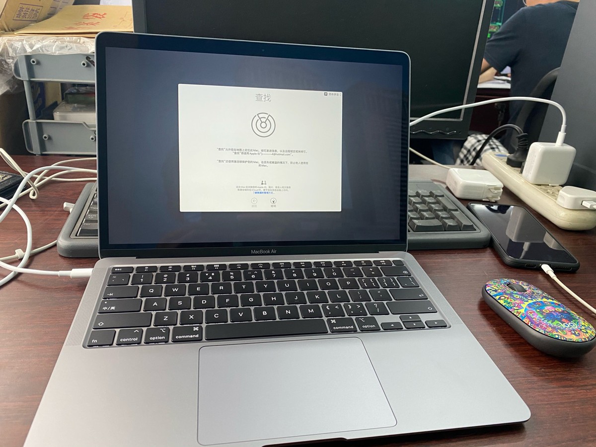 蘋(píng)果新款筆記本電腦，知識(shí)探索的新紀(jì)元，成就感的源泉