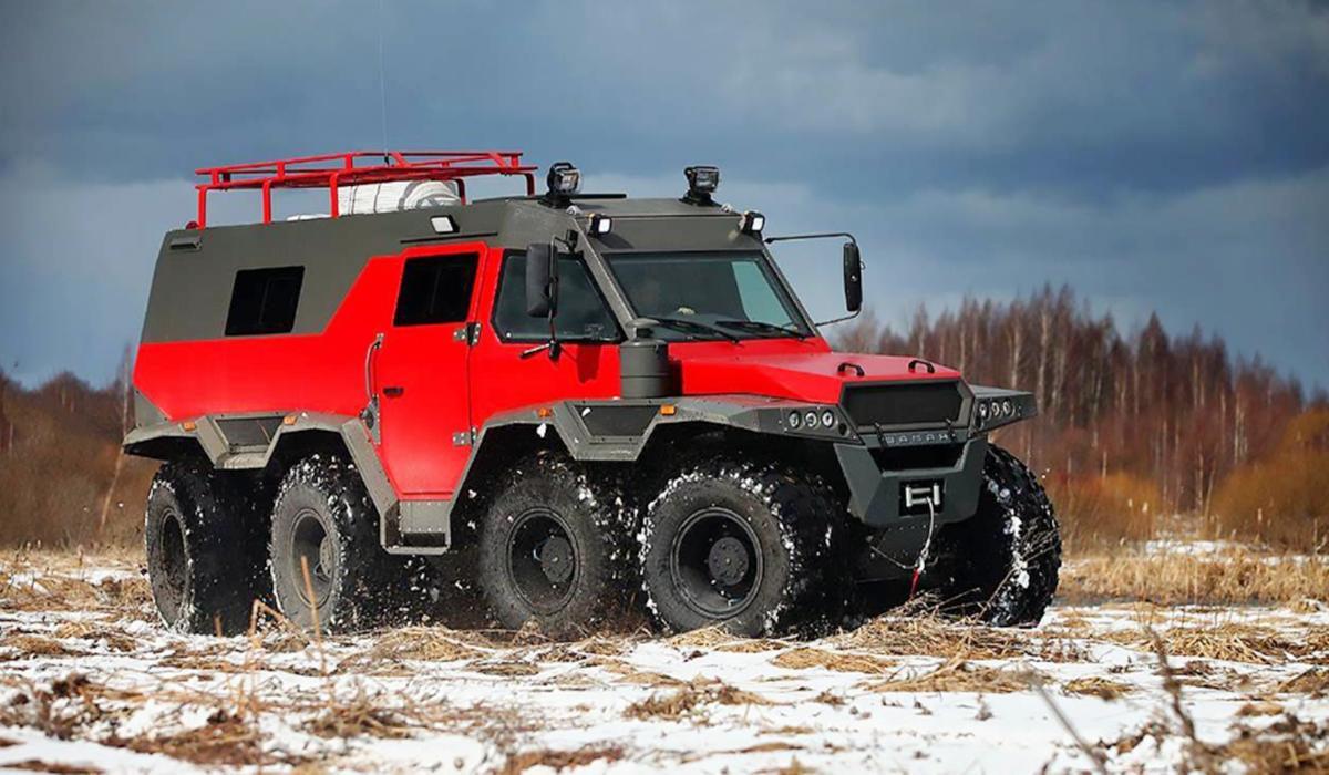 最新款越野車，自然探索的絕佳旅行伙伴