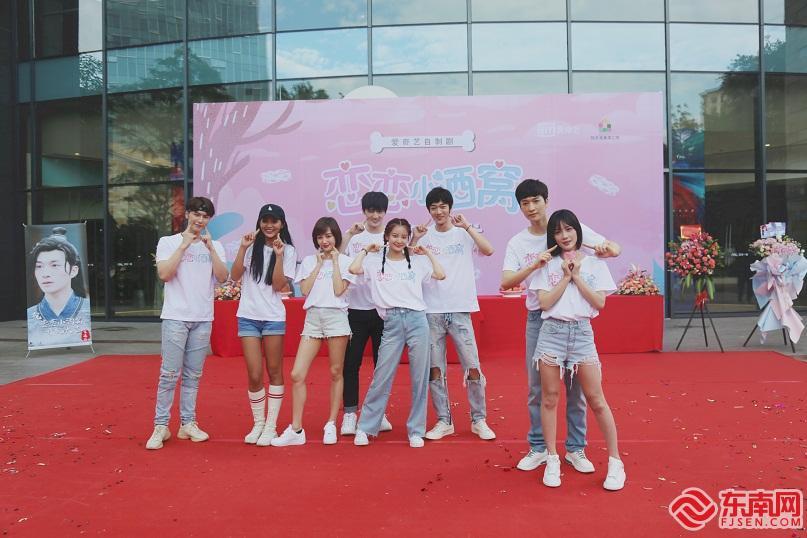 戀戀小酒窩，自信成長(zhǎng)的旋律，免費(fèi)觀看勵(lì)志之旅的電視劇