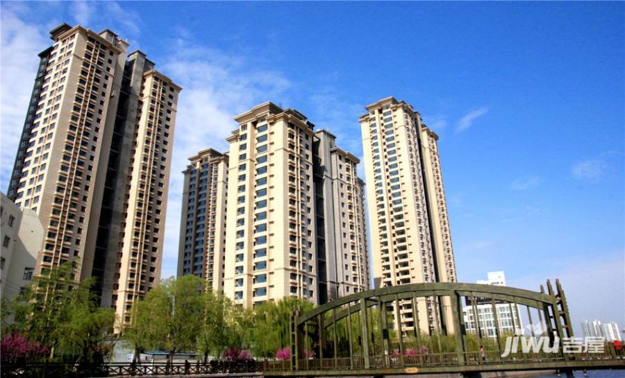 青島盛世豪庭房價最新動態(tài)，與自然美景的邂逅之旅