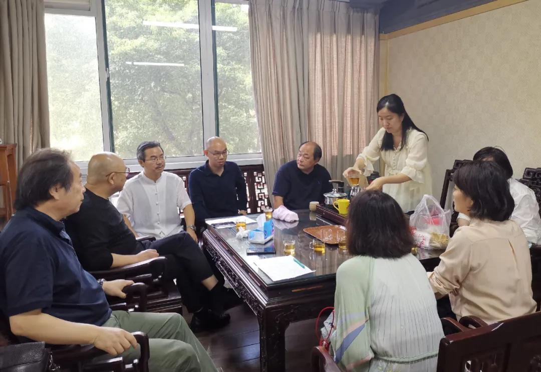 朗迪新品發(fā)布引領(lǐng)行業(yè)創(chuàng)新風(fēng)潮，掀起新一輪熱潮！