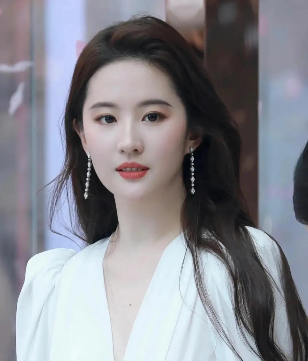 最近逝世的明星，星光下的溫情回憶與日常緬懷