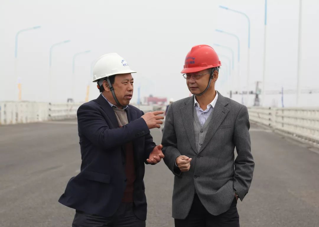 中交楊永勝新任職務(wù)引領(lǐng)科技革新，開啟智能未來新篇章