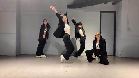 最新流行擊掌舞，與大自然的共舞奇妙之旅