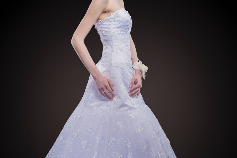 禮服價格揭秘，自然美景之旅邀請函