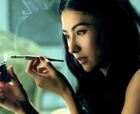 女明星抽煙,重磅推出女明星抽煙神器——科技革新，體驗(yàn)無與倫比