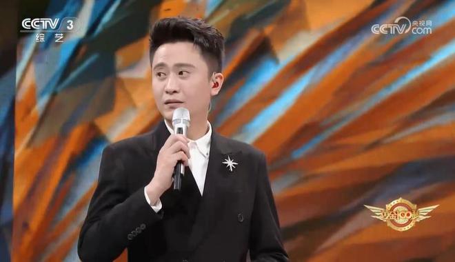 黃金100秒最新一期科技新品亮相，展現(xiàn)未來生活新篇章驚艷瞬間