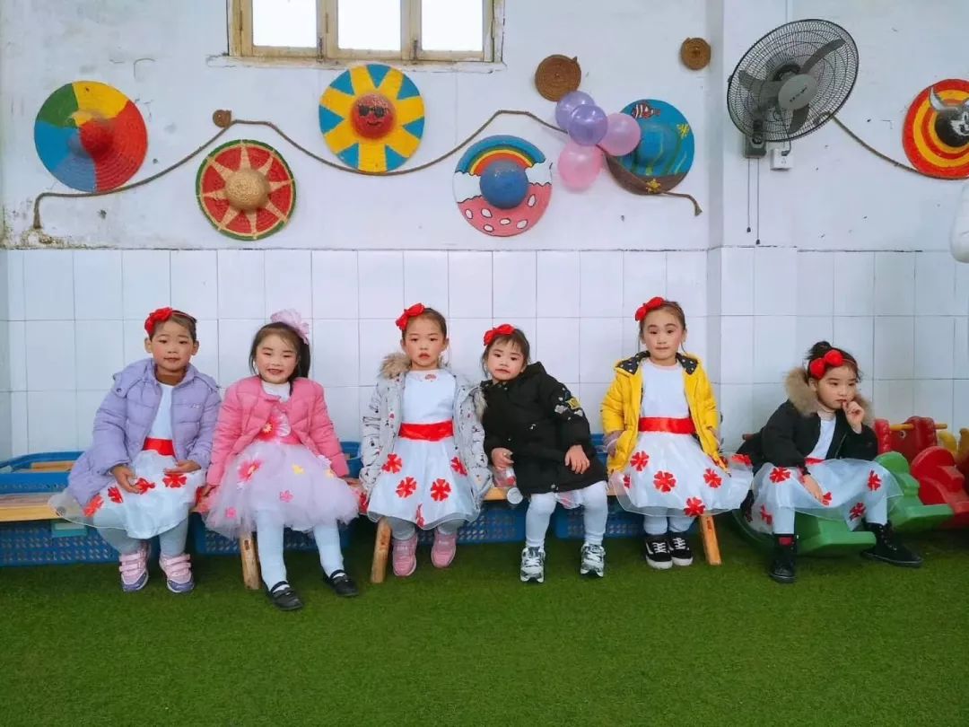 科技與童趣交織，全新智能幼兒園比賽歌曲系統(tǒng)精選適合幼兒比賽的歌曲