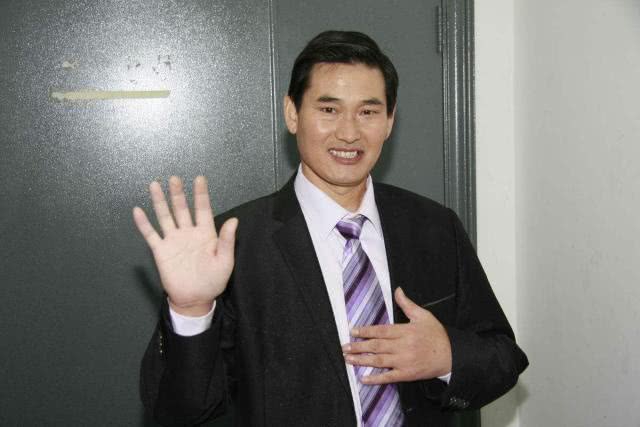 大衣哥朱之文鄉(xiāng)村音樂之路新篇章揭秘