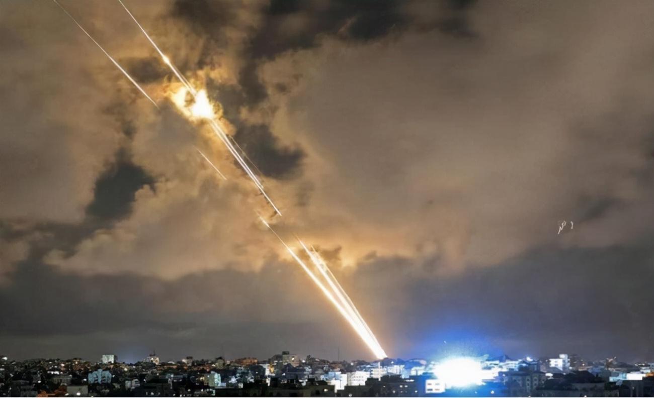 科技巔峰對決，軍五比賽，體驗未來戰(zhàn)爭新紀(jì)元