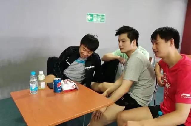 馬龍與許昕的巔峰對決，2025年比賽視頻重磅呈現(xiàn)——高科技賽場上的精彩瞬間