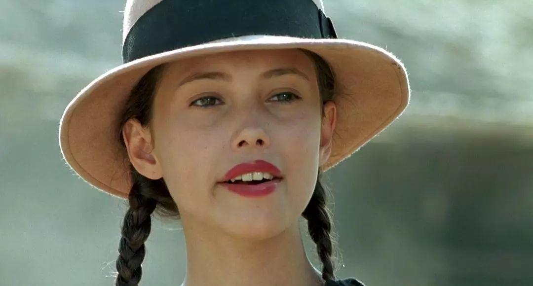 明星凸點(diǎn)與巷弄深處的獨(dú)特風(fēng)情小店，星光之下的隱秘魅力