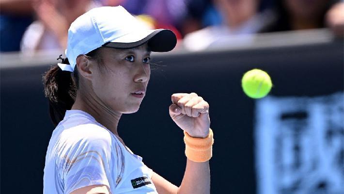 比賽晉級(jí)卡，小巷奇遇與獨(dú)特小店的秘密