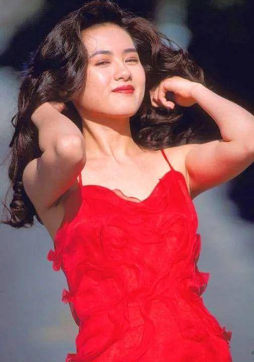 李麗珍最新寫真，日常小幸福與友情陪伴的美好時光