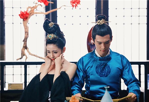 男變女電視劇，背景、發(fā)展、影響與特定時代地位探索