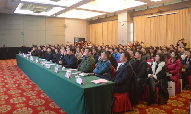 康代四最新動態(tài)，學(xué)習(xí)變革的力量，自信成就未來之旅