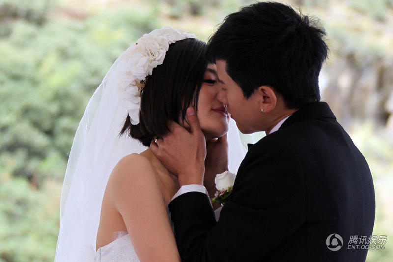 張杰謝娜最新照片曝光，甜蜜瞬間盡在其中！?